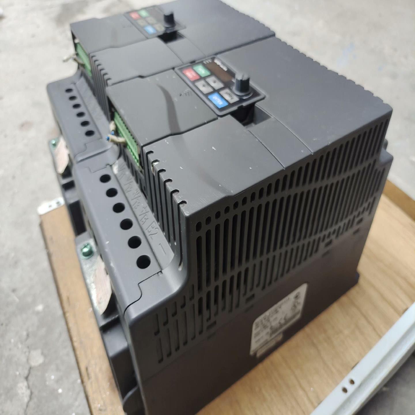 台达变频器VFD075E43A VFD055E43A 成色不【南风商行】