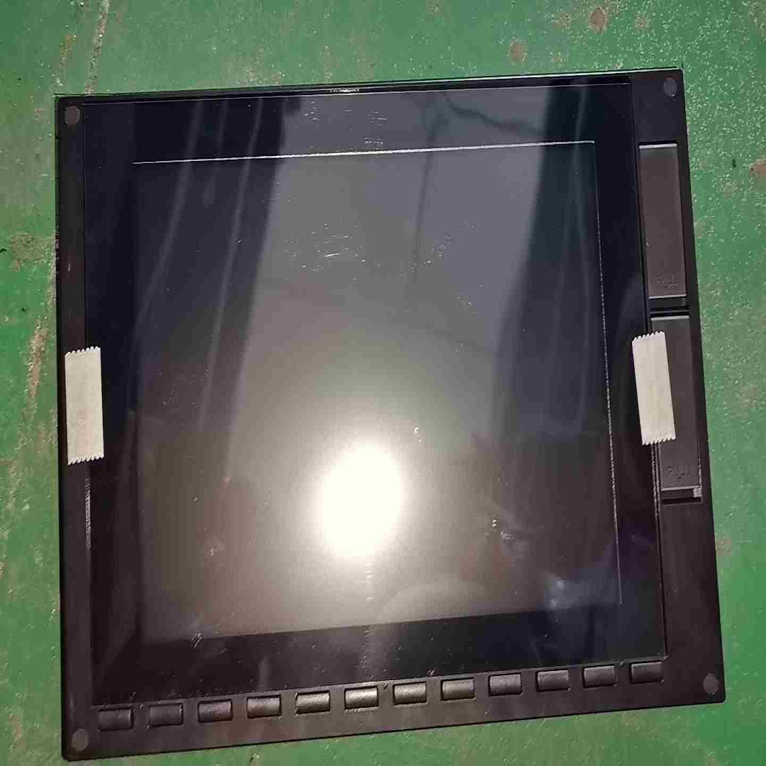 议~三菱M80屏幕总成 议价 666