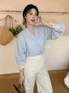 【Datong】（配披肩）V领长袖系扣蕾丝拼接衬衫法式小众气质上衣