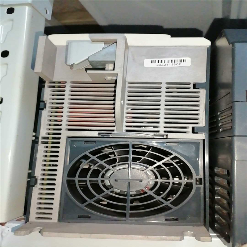 Schneider LXM32MD72N4（憨憨电子）