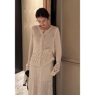 2025超火穿搭一整套早秋季女装白色镂空毛衣针织半身裙子两件套装