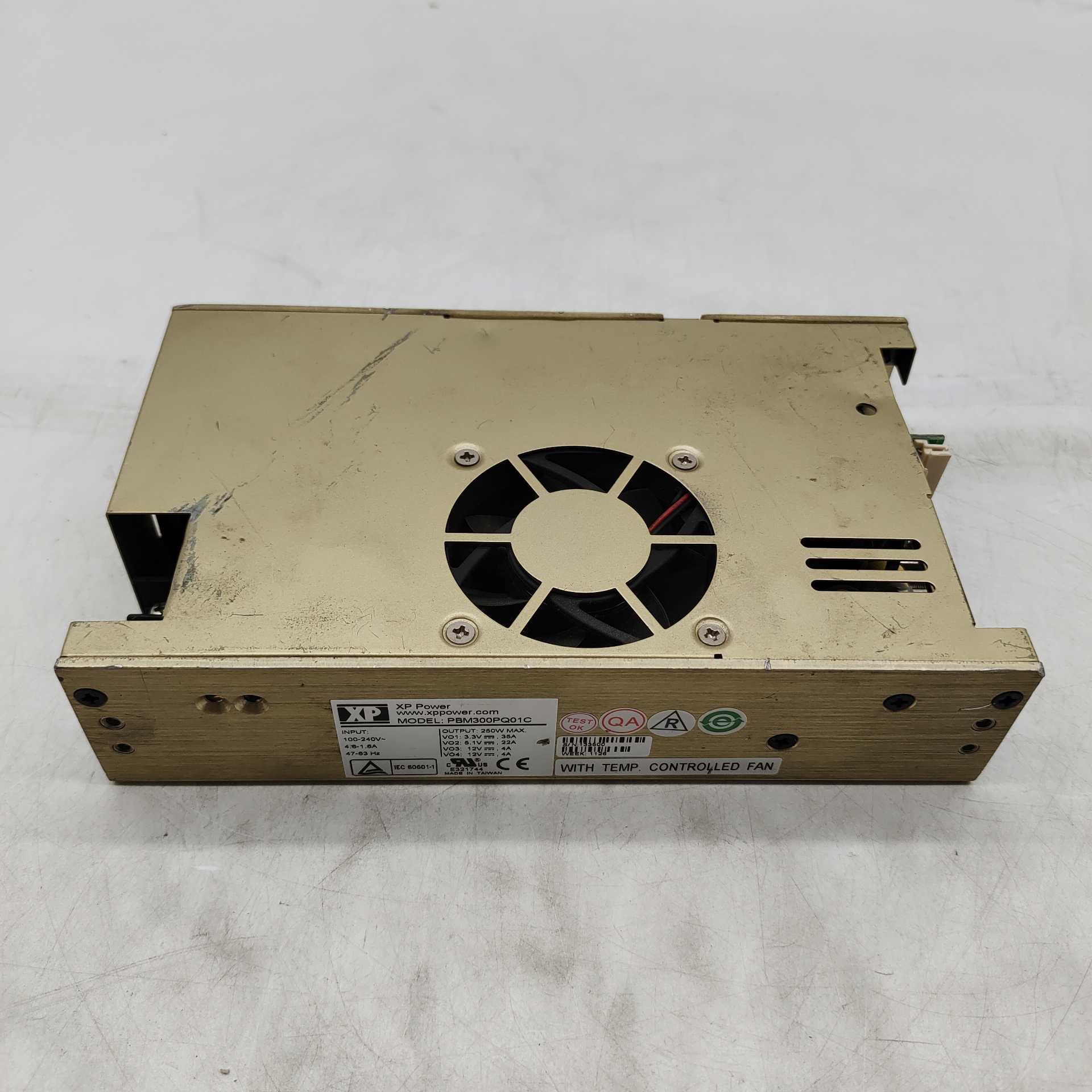 XP Power  PBM300PQ01C  电源（耶耶电子）