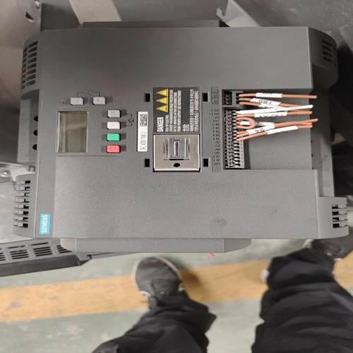 变频器V20 11KW G120XA 15KW18议价