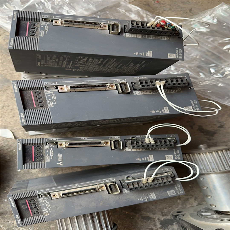 【汇生 】处理拆机三菱1KW伺服套装MR-JE-100A+HG-SN1【议价】