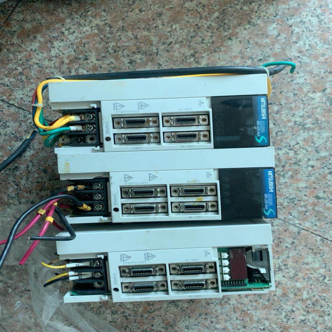 议~三菱驱动MR-J2S-40A，二手拆机的有三台，便宜处理