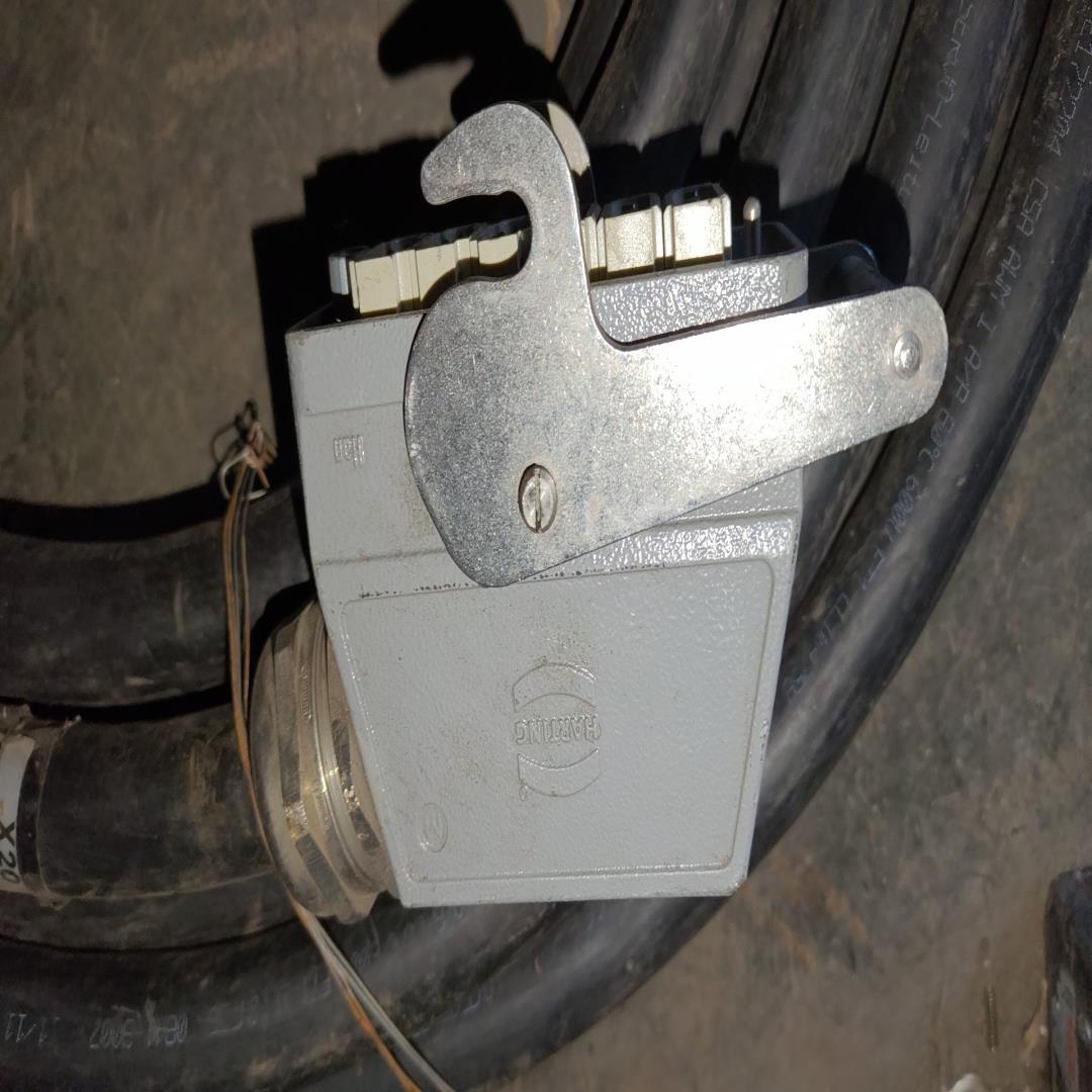 HARTING插头 公母 带线两套 联系（基数电子）