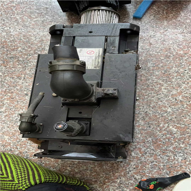 安川电机SGMS-75AWB-TKX1实图拍漂亮(崽崽配件）