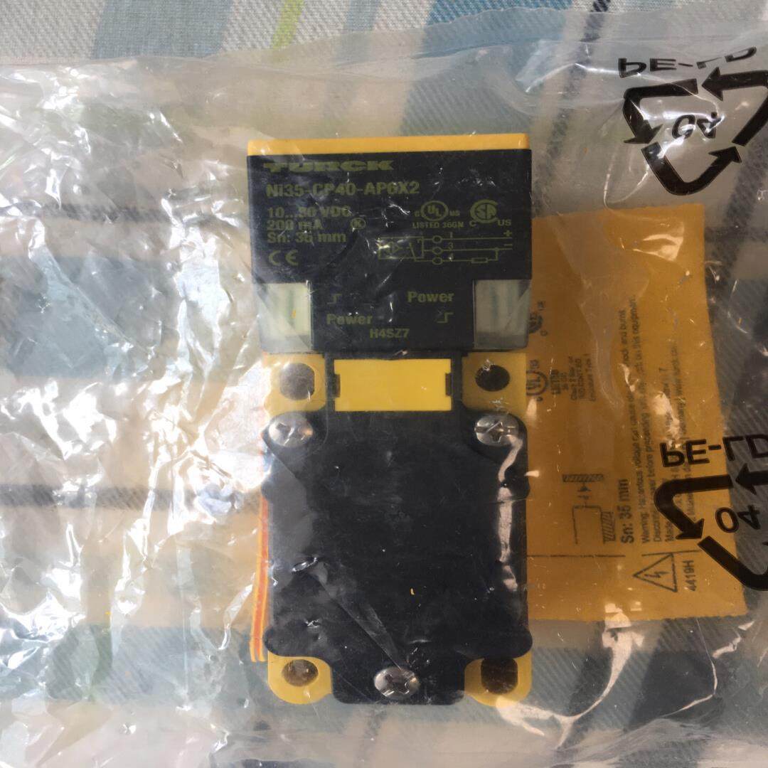 德国图尔克方形开关Ni35-CP40-AP6X2 Ni4~议价