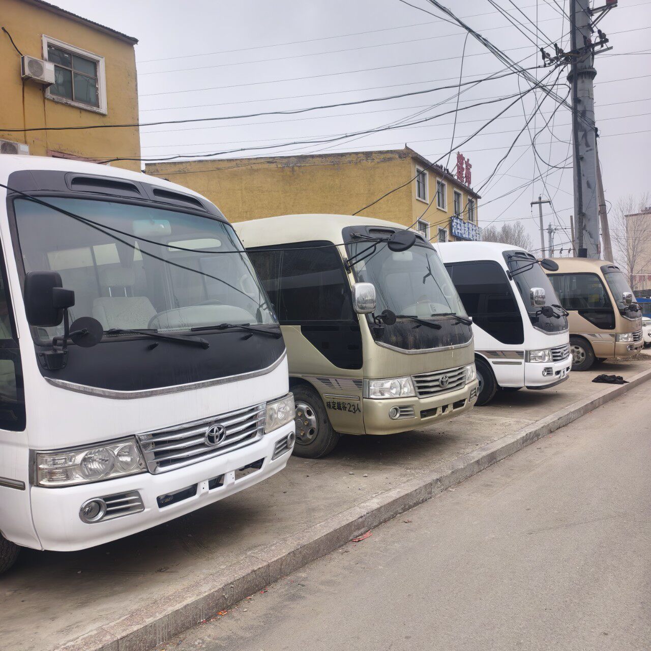 外贸供应出口非洲精品丰田考斯特 柴油版23座中巴车可加座椅29座