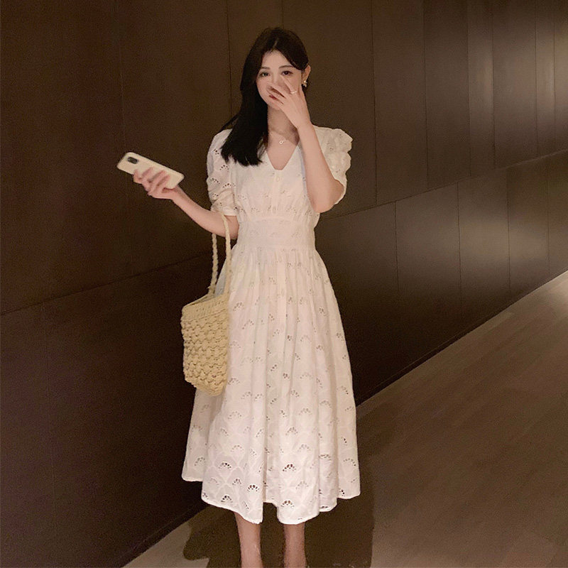 欧洲站夏款新品白色仙气蕾丝裙子文艺风长裙减龄法式高级感连衣裙