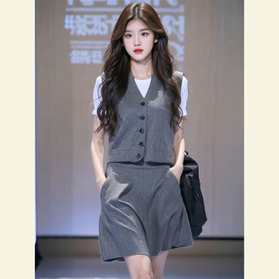 轻奢高级感时尚 小香风气质高级感可盐可甜灰色马甲短裤 套装 女夏季