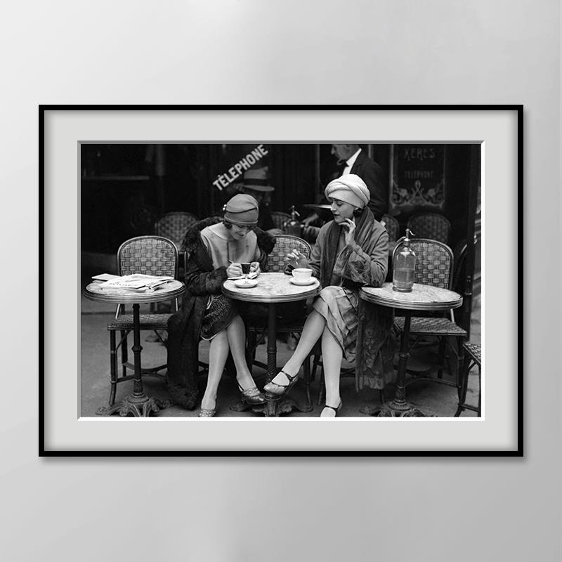 欧洲巴黎街景黑白人物摄影装饰画咖啡厅时尚优雅气质美女餐厅壁画