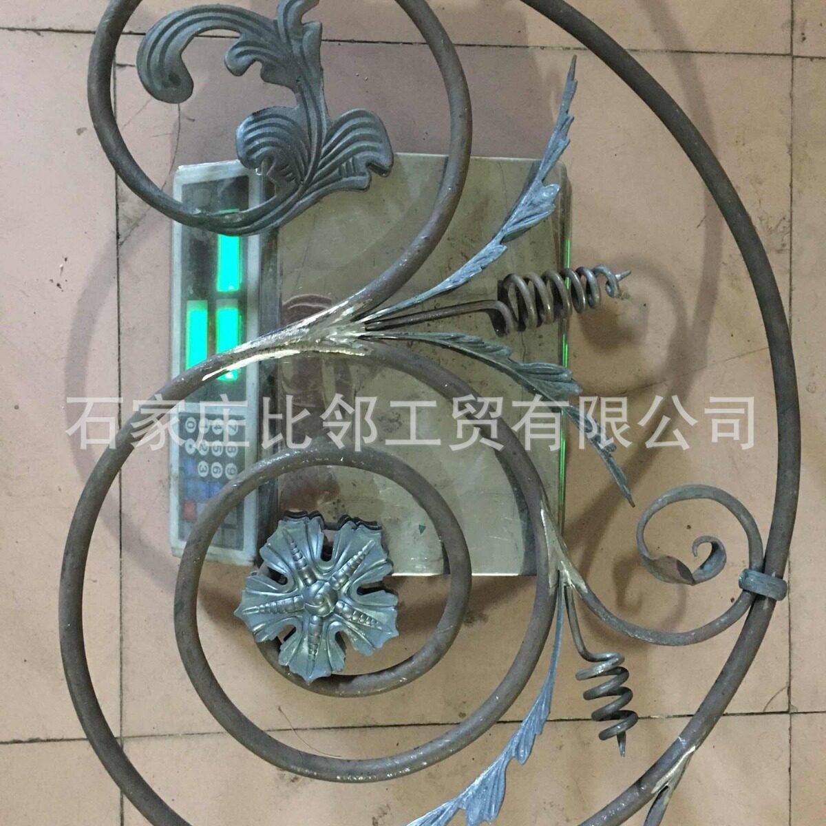 大门围栏栏杆扶手熟铁锻打楼梯装饰花盘铁艺护  河北 石家庄 工厂