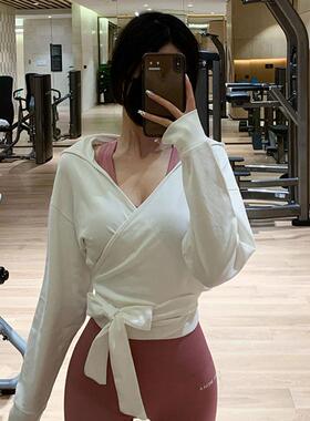 白色伽上衣长袖女罩衫宽松运动DVP外套肩普披拉提瑜暖健身保服秋