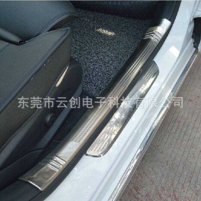 奔驰新C级W205不锈钢内门槛条