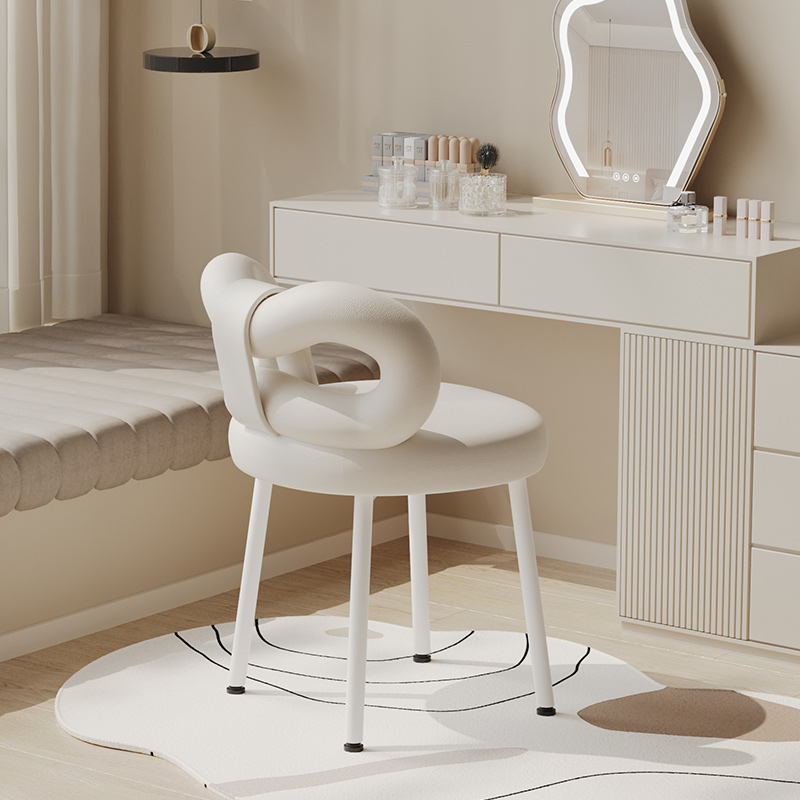 化妆椅女生家用卧室m网红奶油风化妆台椅子高级感皮质蝴蝶结化妆