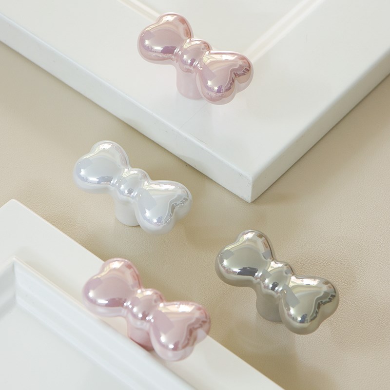 高端法式可爱蝴蝶结儿p童衣柜门拉手女孩柜子抽屉把手卡通陶瓷珍