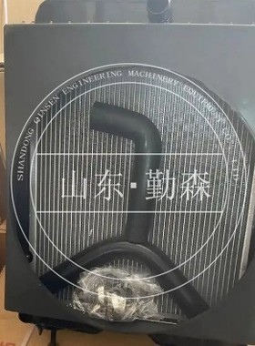 装载机配件   各种型号齐全  WA420  水箱  424-03-21221