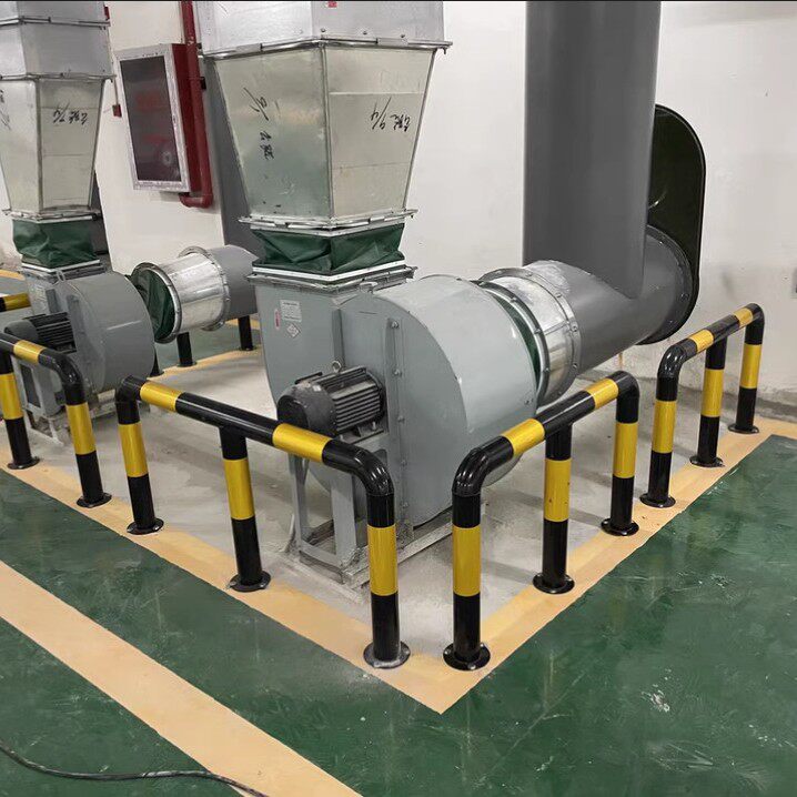 道路加固防撞M型停车位隔离U型桩加厚防撞护栏钢管加油站防撞护栏