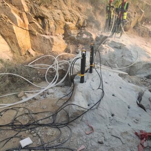 花岗岩开采液压劈裂机 开山钻裂一体机 开山机