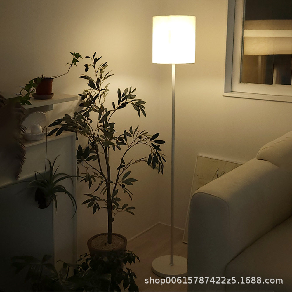 落地灯可调光现代简约卧室书房客厅床头立式台灯酒店宾馆房灯极简