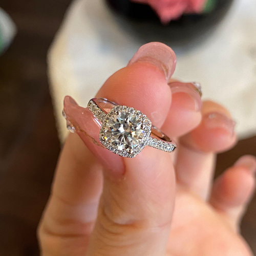 正品莫桑石公主方情侣婚戒