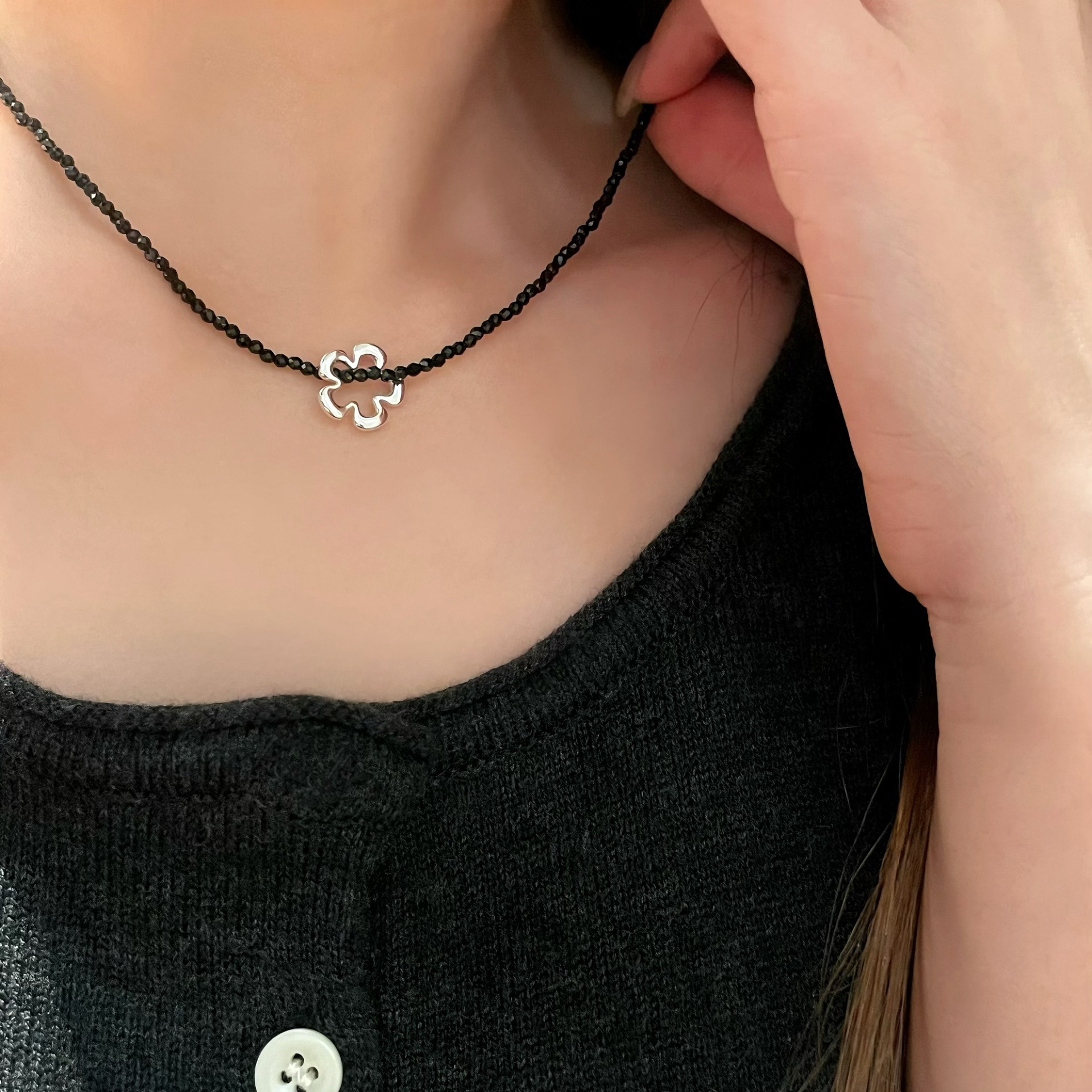 纯银小众百搭花朵吊坠项链