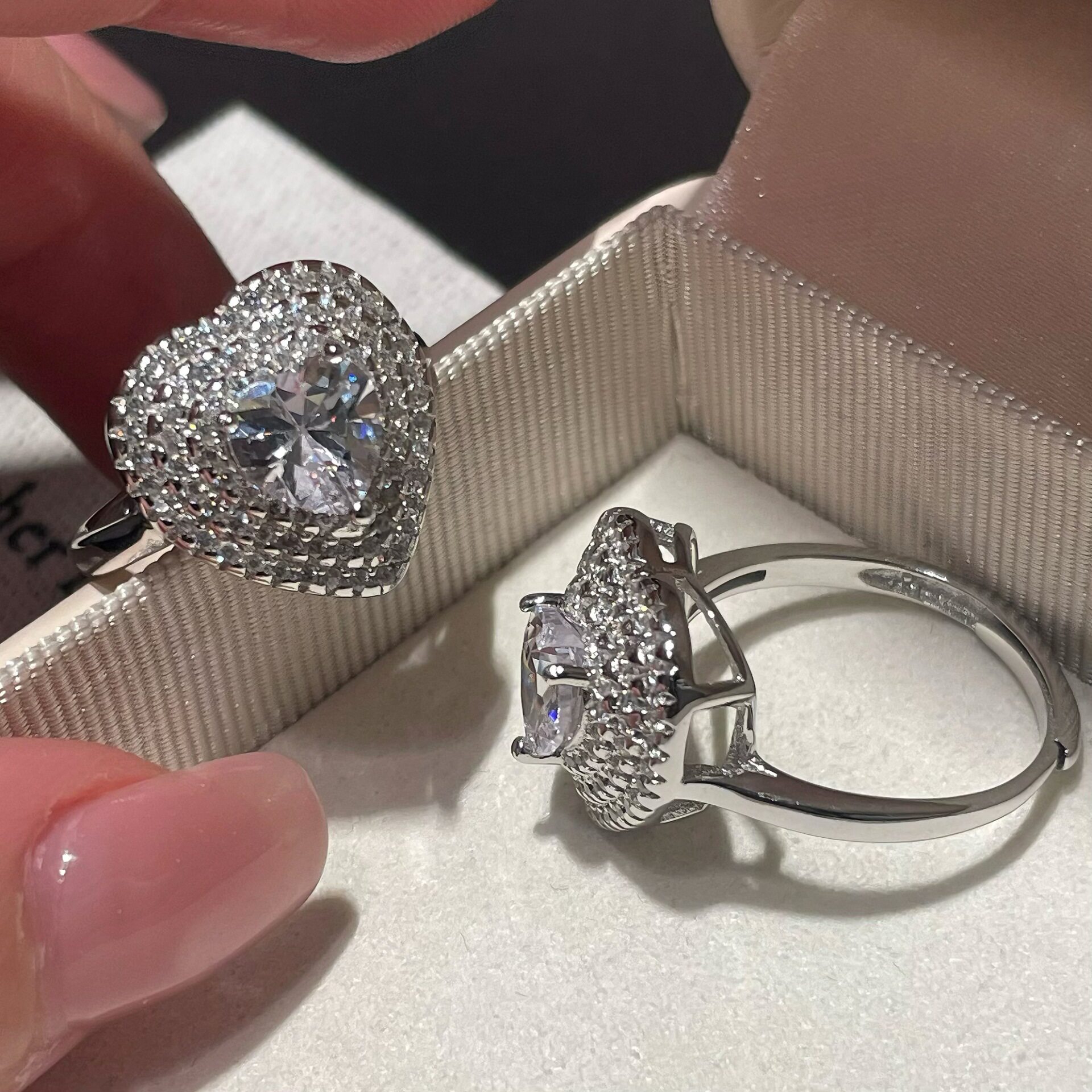 韩式爱心纯银镶钻戒指女小众ins风心型指环桃心戒指高碳百搭饰品