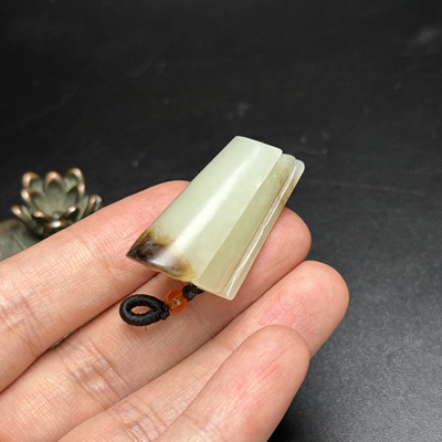 和田玉挂件小棺材升官发财红皮黑皮三色文玩吊坠手饰白玉复古玉器