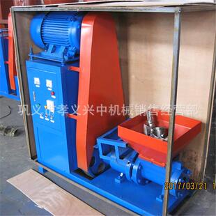 云南核桃壳制炭设备 空心烧烤木炭制棒机 高温高压锯末挤棒机