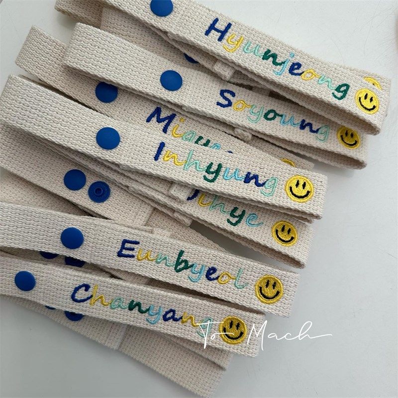 To Mach韩国幼儿园宝宝v姓名牌挂扣卡通行李箱防丢名字条挂件定制