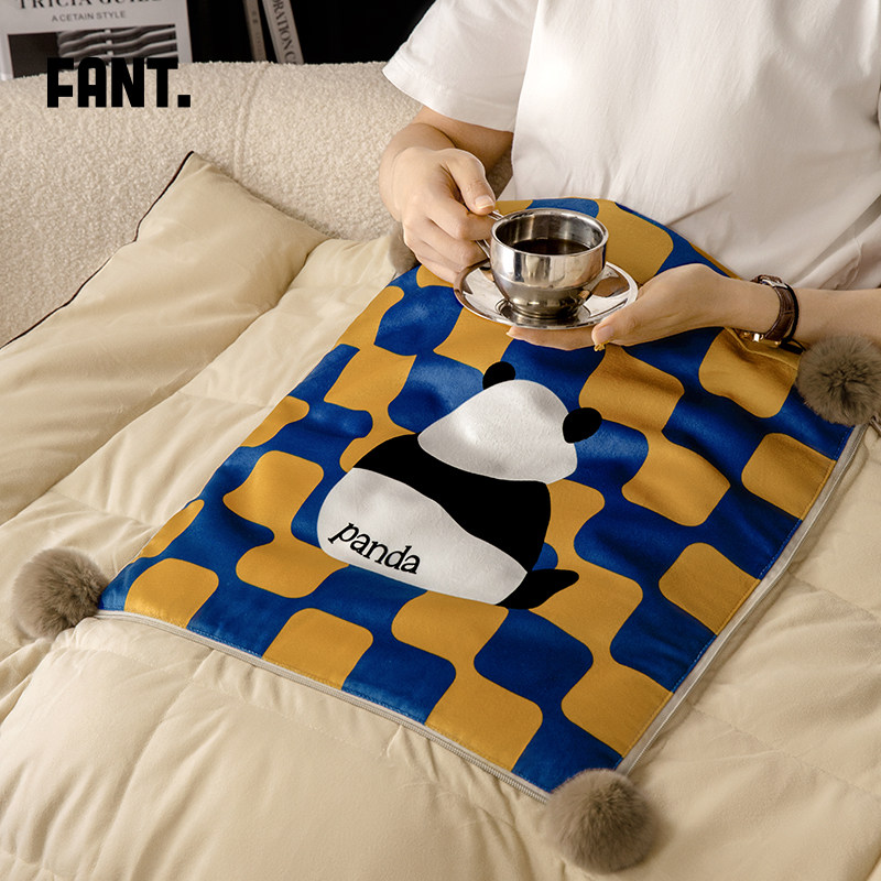 中古风熊猫两用抱枕被子二合一高档折叠四季通用汽车载车用空调被,居家布艺,抱枕被,淘宝优惠券,粉丝福利购,淘宝优惠卷