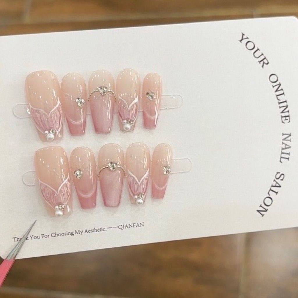 【粉人鱼】C位立体爆款极光美甲鱼尾贴片纯手工穿戴甲片新款,彩妆/香水/美妆工具,美甲工具,淘宝优惠券,粉丝福利购,淘宝优惠卷