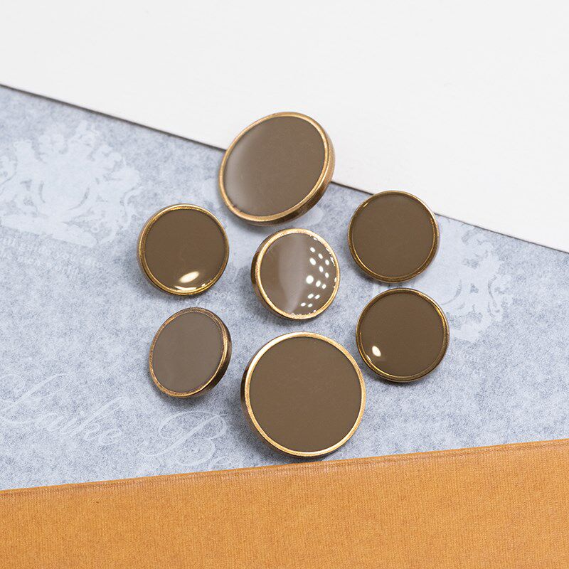 莱可高定 卡其色时尚手工珐琅烤漆纽扣 高端贵气西装外套纽扣配件