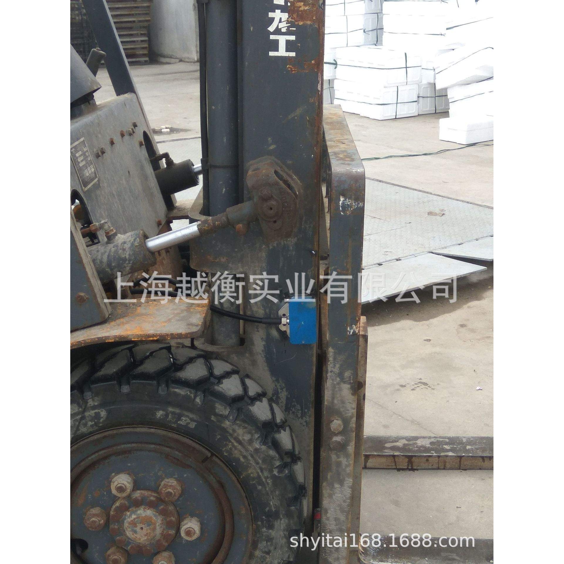 上海1-2t柴油叉车加装称柴油叉车加装称重系统价格