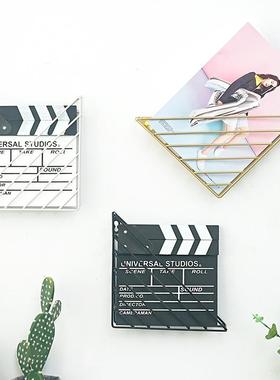 北欧铁艺壁挂书架壁饰绘本架杂志架简约办公室上墙资料收纳置书架