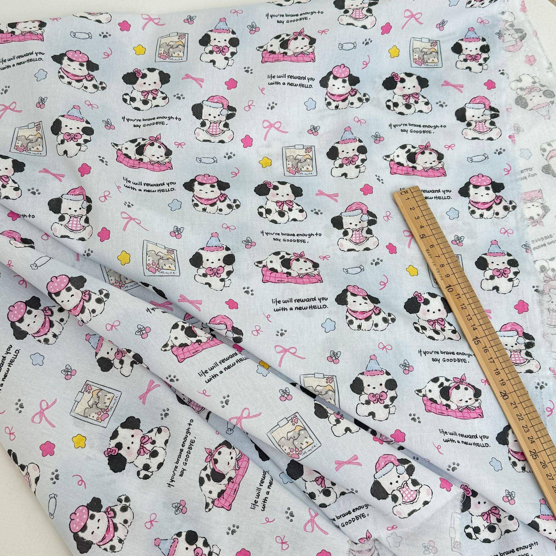 全棉可爱卡通动物猫咪狗狗印花布料箱包童装家居服女装亲子装面料