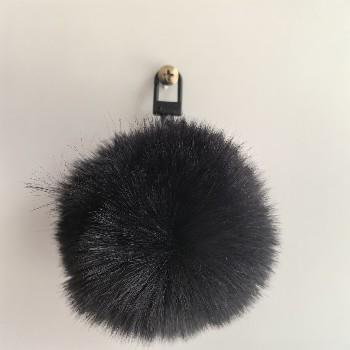 爆款毛茸茸喷漆汽车钥匙扣小挂件毛绒包包笔袋毛球挂饰配件钥匙扣