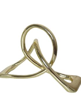 现代简约创意艺术几何树脂扭结样板房售楼处会所书房软装饰品摆件