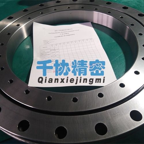 RU148X(G) XRU9025 交叉滚子轴承机械臂转台小游隙回转支承厂家