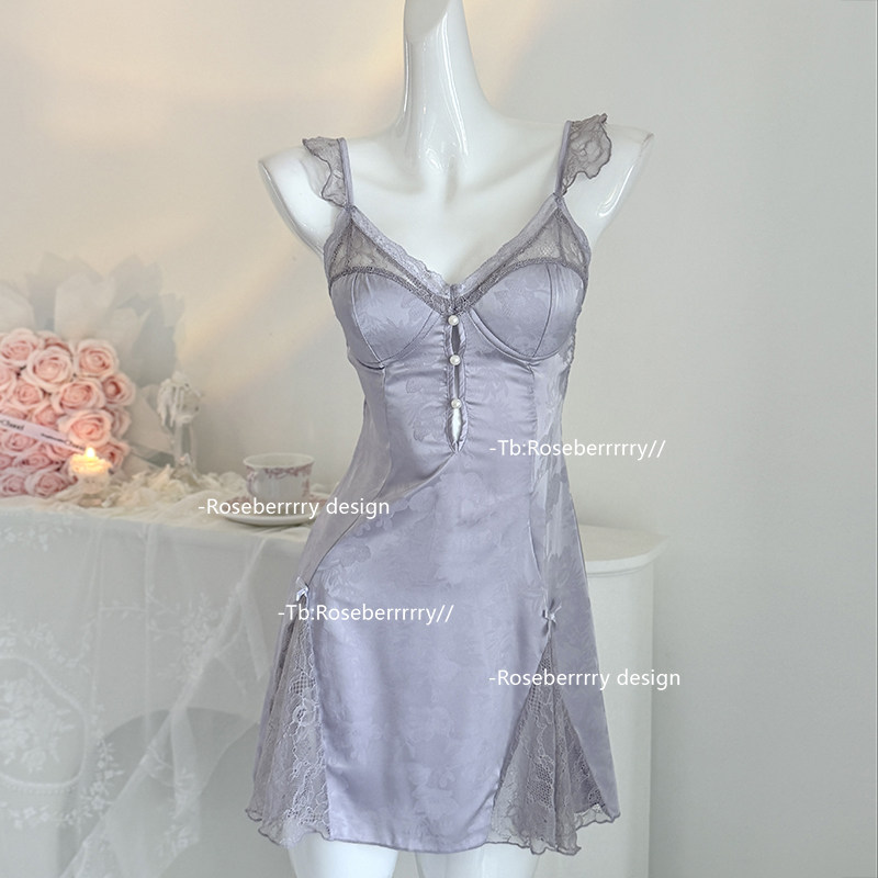 式暗纹纯欲带胸垫蕾丝睡裙