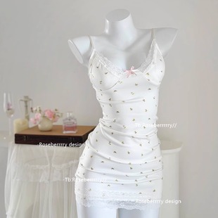 Roseberrrry青梅 小清新蕾丝拼接碎花吊带睡裙女纯欲辣妹性感睡衣