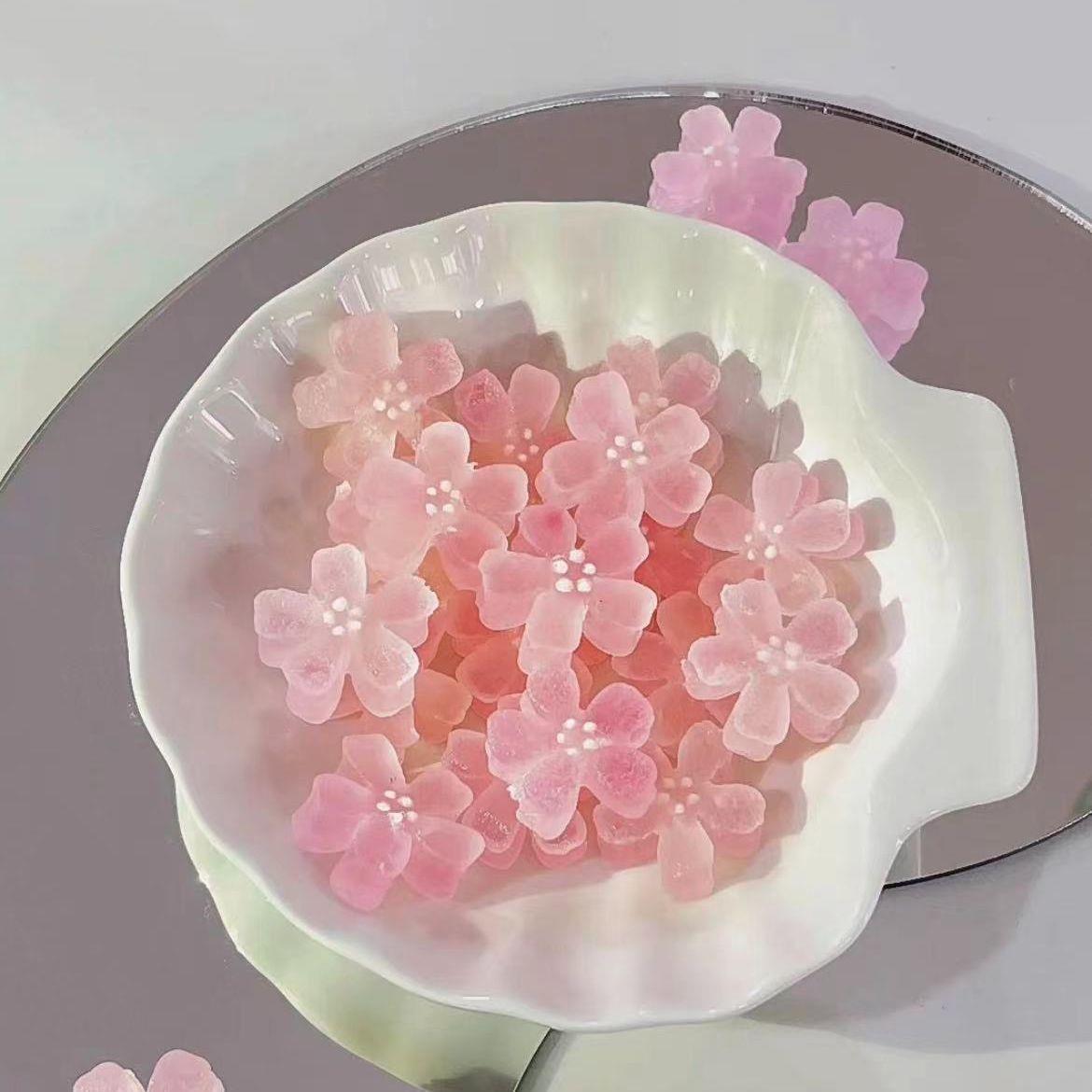 韩国咀嚼樱花琥珀糖手工高颜值铁盒装糖果网红零食礼物