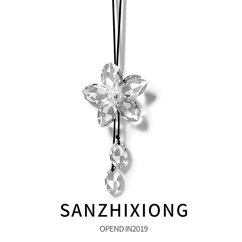 汽车挂件创意车载水晶挂件五叶花车内后视镜装饰品吊坠挂饰车挂件