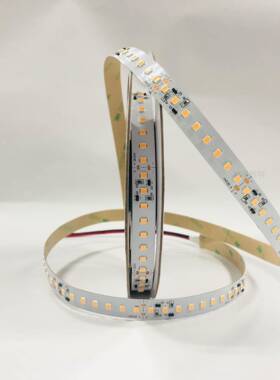 2835160灯一米170LM/W高光效灯带8灯1组3盎司板卡3500LM/M