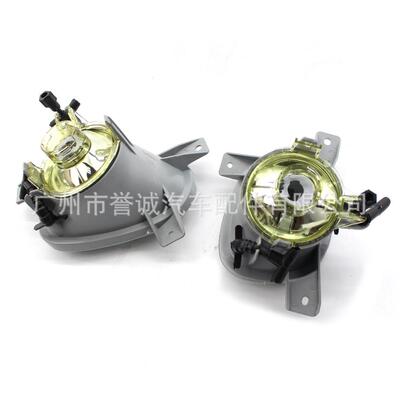 适用于沃尔沃S8099-06年汽车零配件雾灯前杠灯前照灯车灯