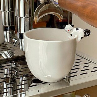 手握陶瓷马杯子浮雕爱卡通儿童喝水牛奶咖啡下午茶杯