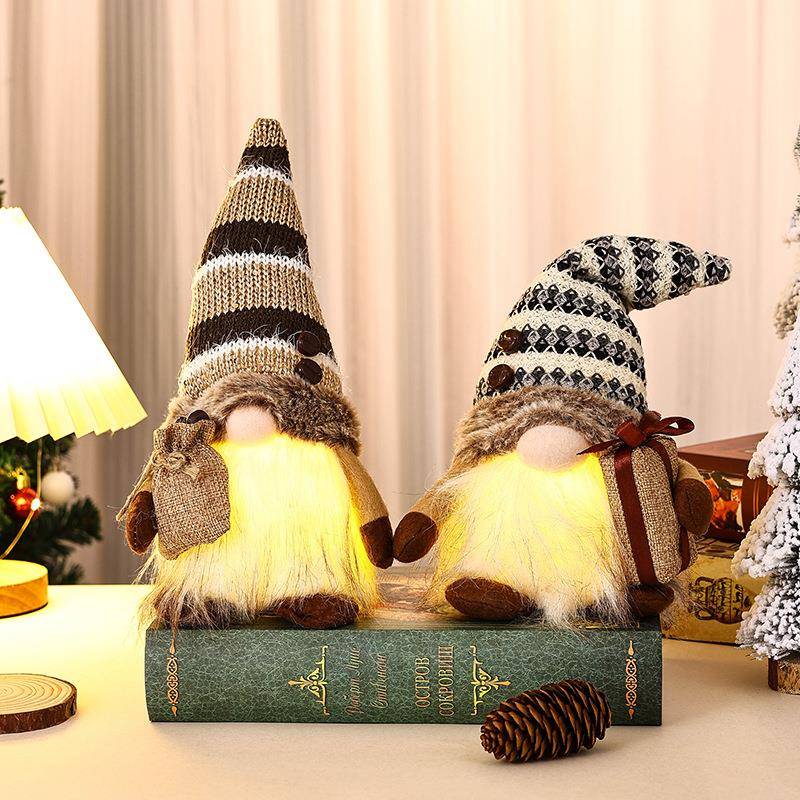 新款居家装饰品带灯咖啡侏儒无脸娃娃摆件发光地精鲁道夫公仔