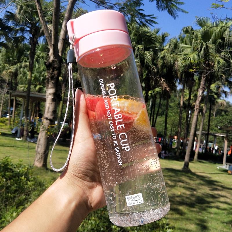 便利100简约时尚塑料水杯户外800ml大容量运动水壶密封防漏泡茶杯