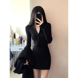 包臀裙女秋冬款小妈连衣裙加绒加厚矮个子黑色紧身短裙子性感辣妹